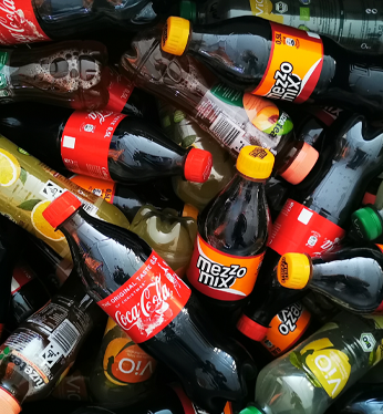 kalt getraenke automat fuer erfrischungs drinks cola limo wasser eistee energy dosen und flaschen